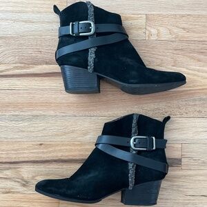 Sigerson Morrison Black Suede Ankle Boots Buckle Size 9.5